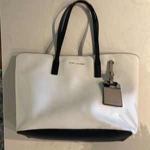 Marc Jacobs Duo-Tone White + Tan Purse w/ black detail + cheetah print interior